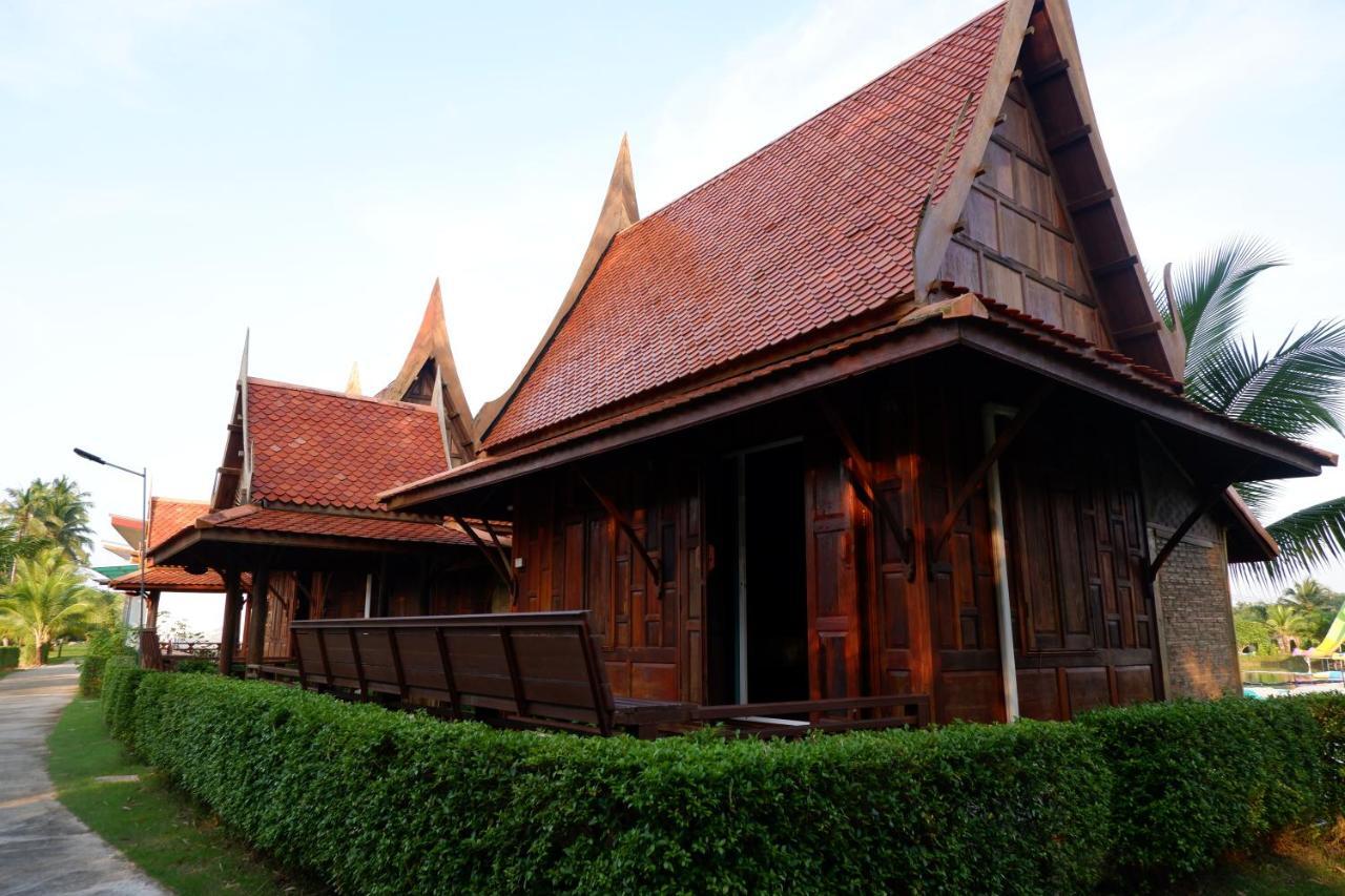 Lamphurai Riverside Resort And Spa Trat Exterior foto